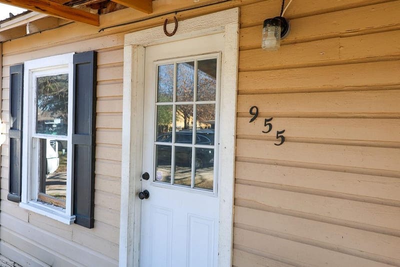 955 N Stephen Avenue, Stephenville TX 76401 - Photo 4