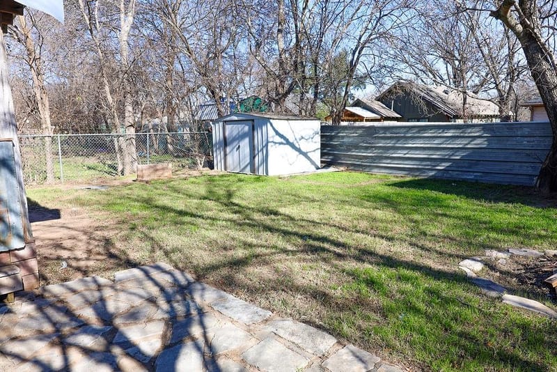 955 N Stephen Avenue, Stephenville TX 76401 - Photo 25