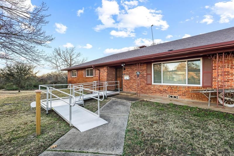 1701 S Lillis Lane, Denison TX 75020 - Photo 40