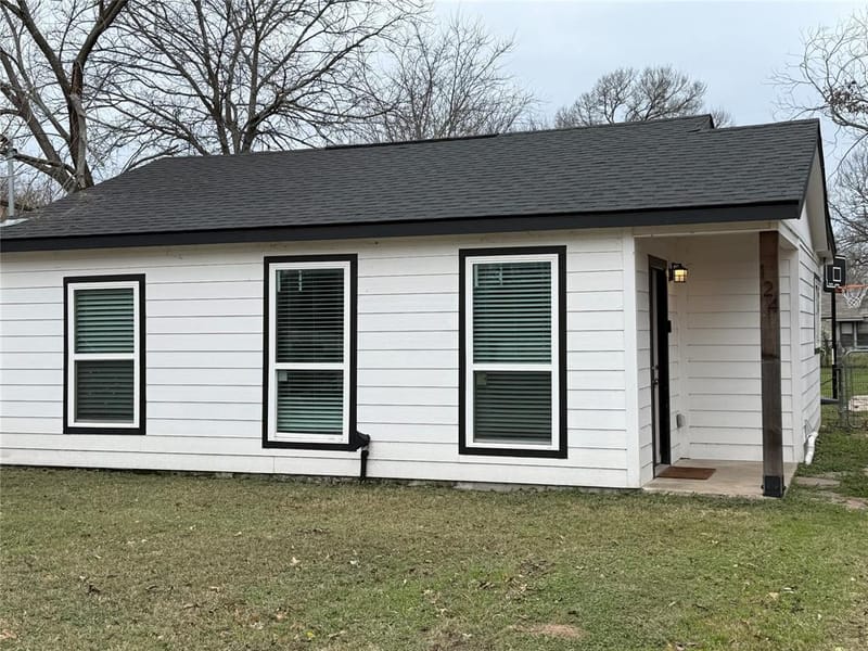 124 Cedar Street, Waco TX 76705 - Photo 12