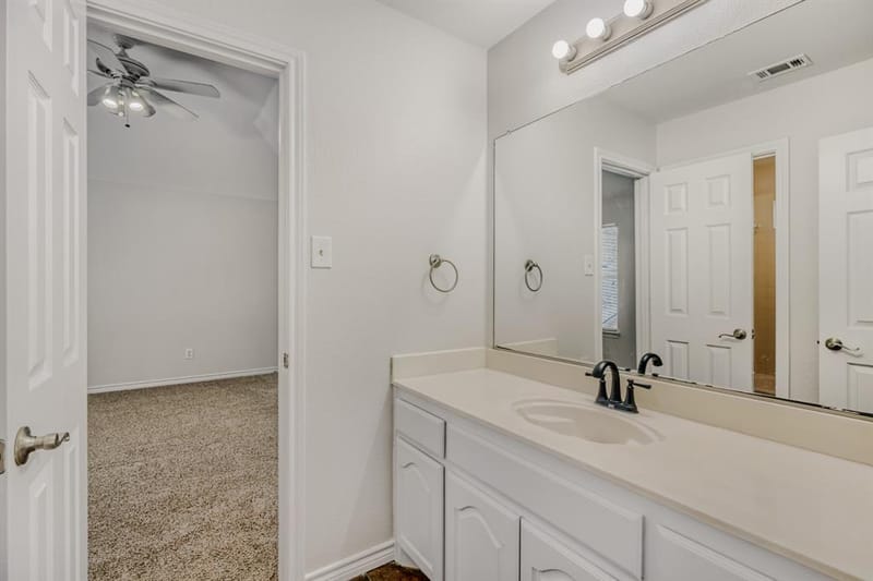 2207 Creekedge Court, Corinth TX 76210 - Photo 23