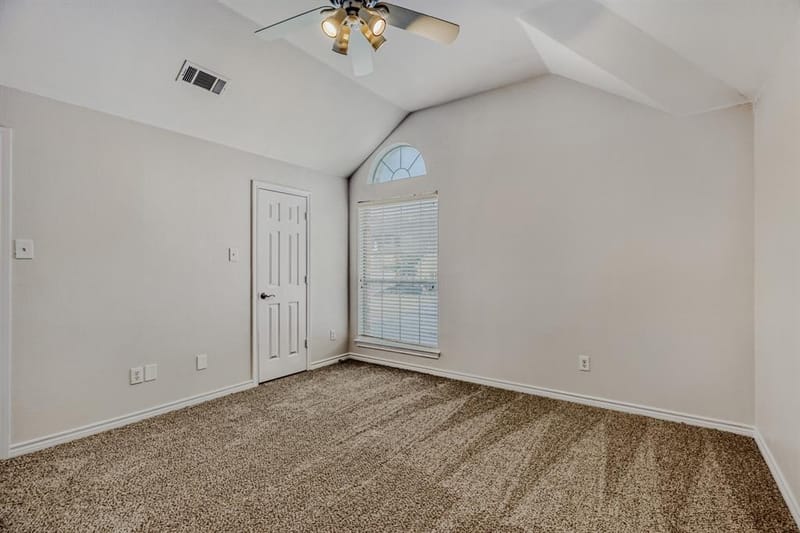 2207 Creekedge Court, Corinth TX 76210 - Photo 18