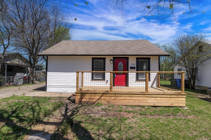 1908 S 19th Street, Waco TX 76706