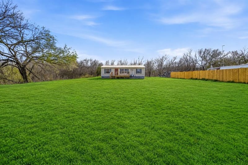 114 Sunset Acres Court, Granbury TX 76048 - Photo 21