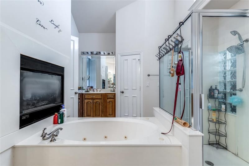 5929 Pebblestone Lane, Plano TX 75093 - Photo 18