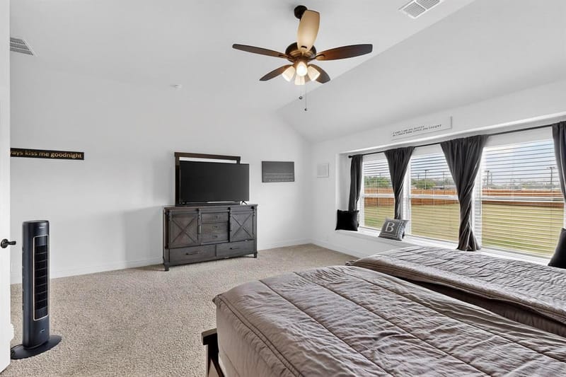205 Lakewood Lane, Ponder TX 76259 - Photo 12