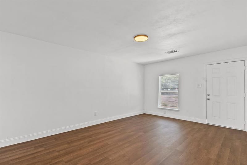 1806 Wellington Street, Greenville TX 75401 - Photo 13