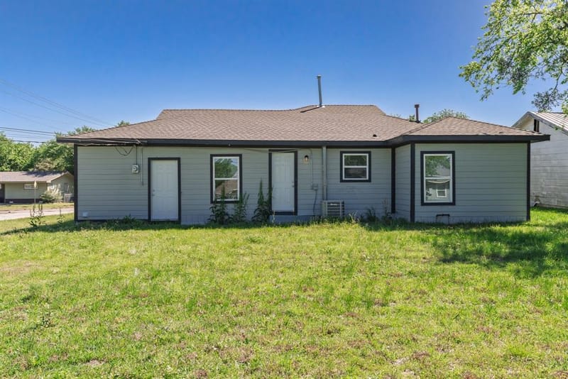 1806 Wellington Street, Greenville TX 75401 - Photo 34