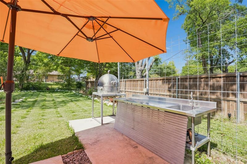 2715 Bonnywood Lane, Dallas TX 75233 - Photo 31