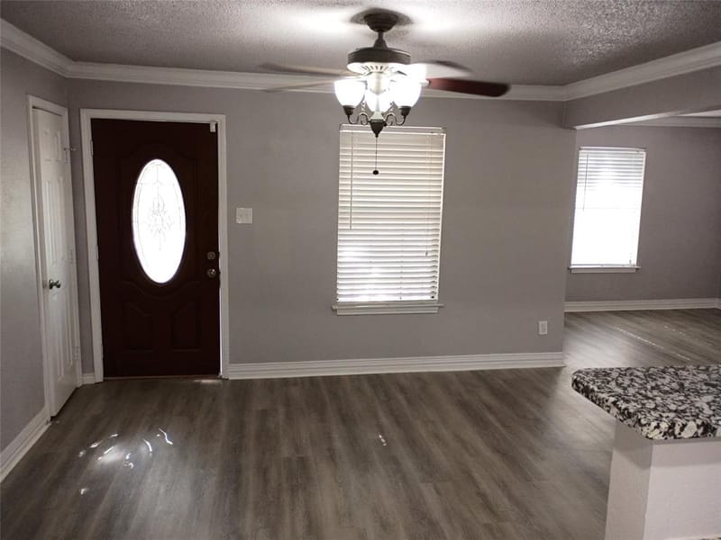 208 Almond Street, Waxahachie TX 75165 - Photo 4