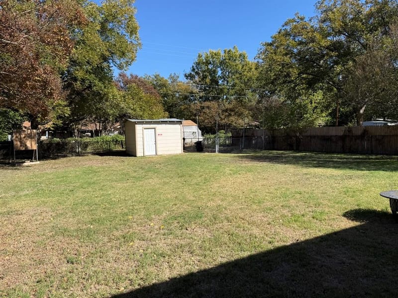 2206 12th Street, Brownwood TX 76801 - Photo 17