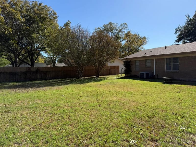 2206 12th Street, Brownwood TX 76801 - Photo 21