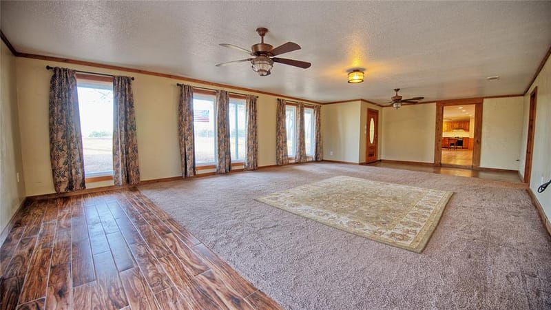 584 W Alamo Road, Bowie TX 76230 - Photo 6