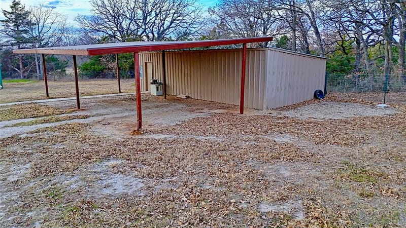 584 W Alamo Road, Bowie TX 76230 - Photo 24