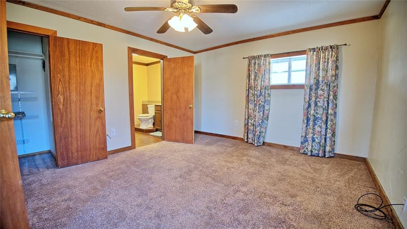 584 W Alamo Road, Bowie TX 76230 - Photo 18