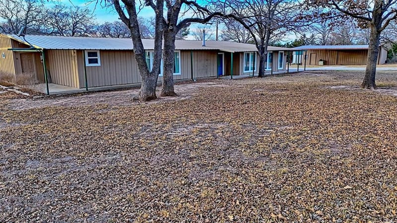584 W Alamo Road, Bowie TX 76230 - Photo 25