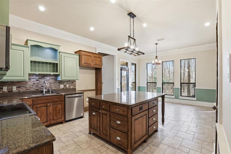 3806 Lakeshore Drive, Weatherford TX 76087 - Photo 12
