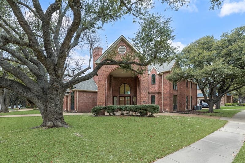 4621 Hallmark Drive, Plano TX 75024 - Photo 4