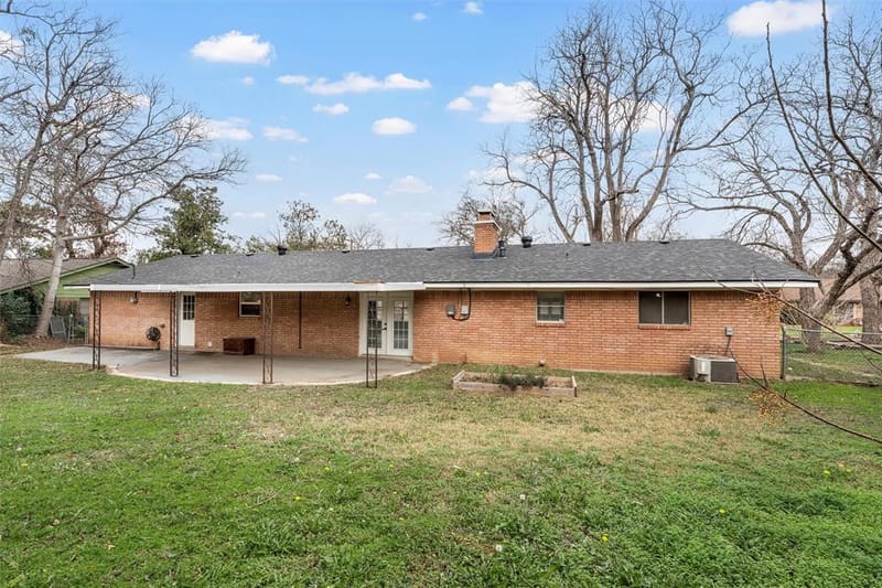 2208 Lake Forest Drive, Waco TX 76708 - Photo 27