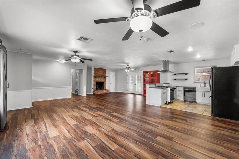 2208 Lake Forest Drive, Waco TX 76708 - Photo 6