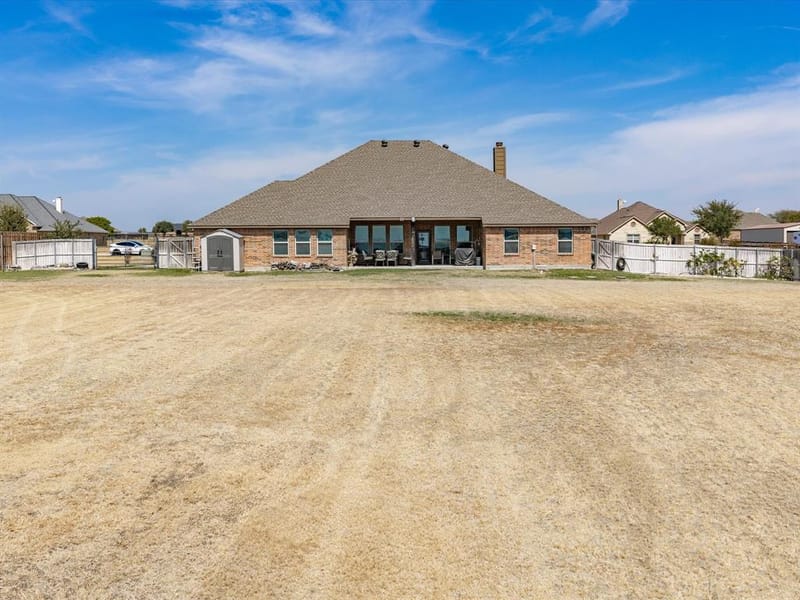 217 Heather Lane, Decatur TX 76234 - Photo 6