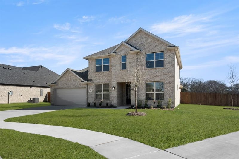 931 Richard Pittmon Drive, DeSoto TX 75115 - Photo 2