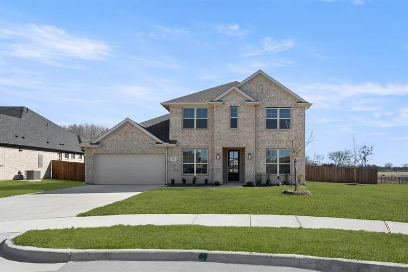 931 Richard Pittmon Drive, DeSoto TX 75115