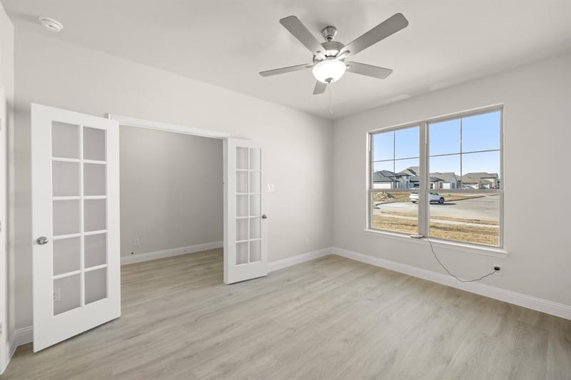 931 Richard Pittmon Drive, DeSoto TX 75115 - Photo 8