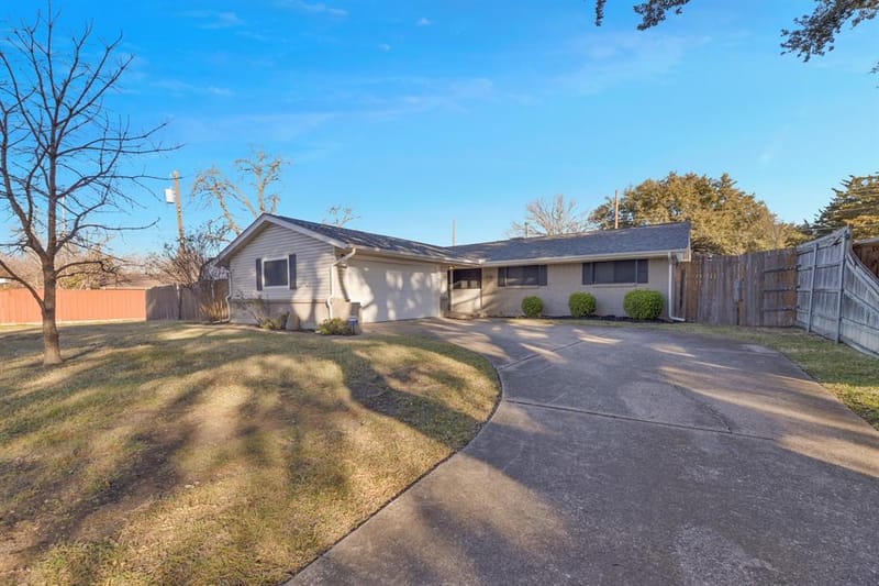 518 Worcester Way, Richardson TX 75080 - Photo 3