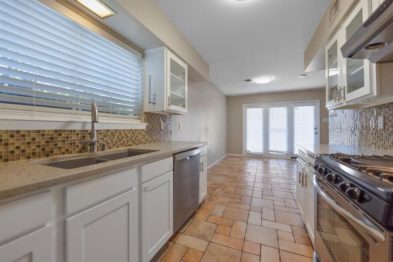 518 Worcester Way, Richardson TX 75080 - Photo 15