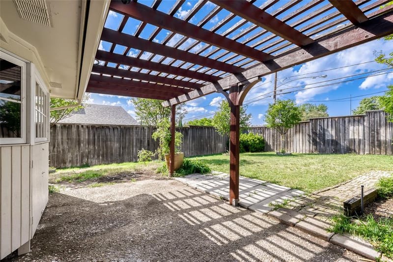 6639 Winterwood Lane, Dallas TX 75248 - Photo 26