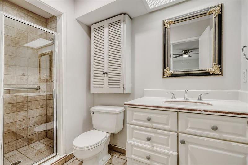 6639 Winterwood Lane, Dallas TX 75248 - Photo 22