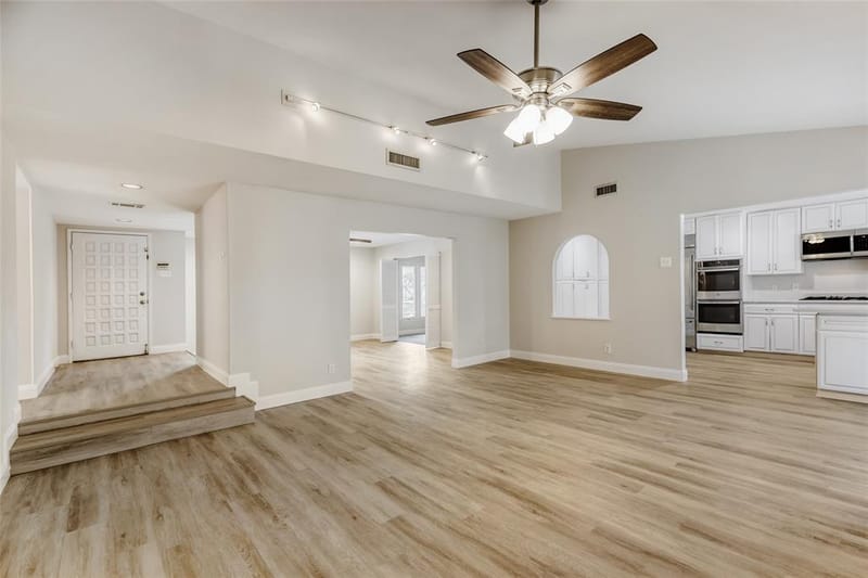6639 Winterwood Lane, Dallas TX 75248 - Photo 7