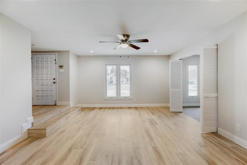 6639 Winterwood Lane, Dallas TX 75248 - Photo 9