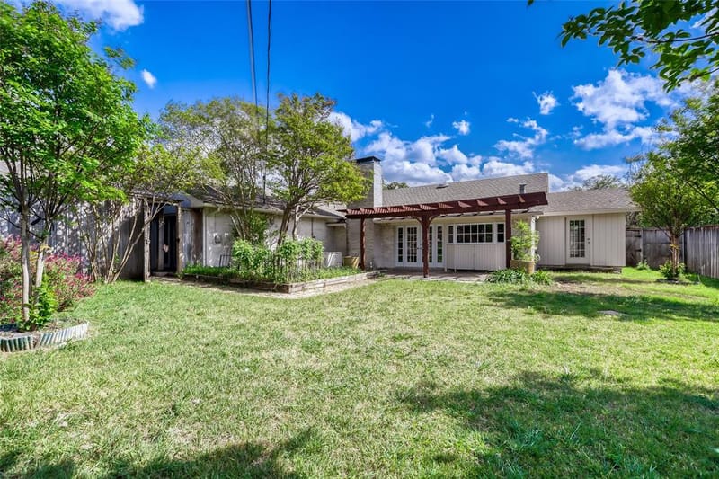 6639 Winterwood Lane, Dallas TX 75248 - Photo 25