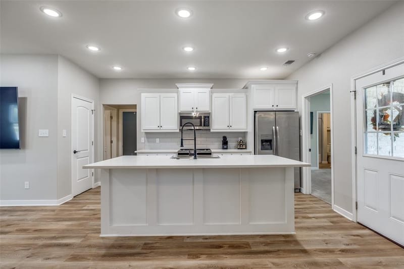 901 W Owing Street, Denison TX 75020 - Photo 5