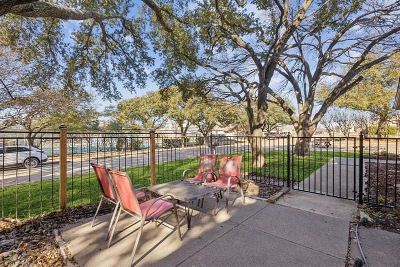 6814 Dolphin Circle, Rowlett TX 75088 - Photo 14
