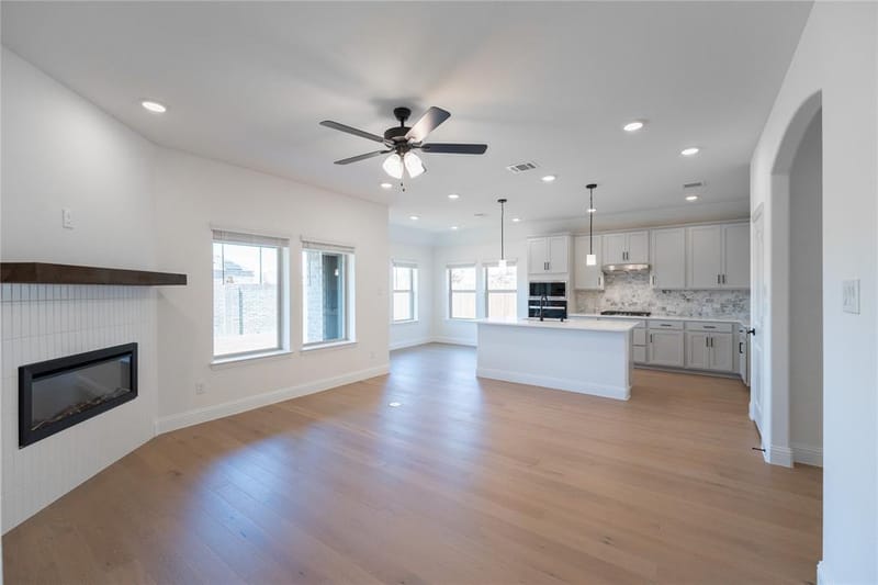 2212 Valencia Drive, Little Elm TX 75068 - Photo 7