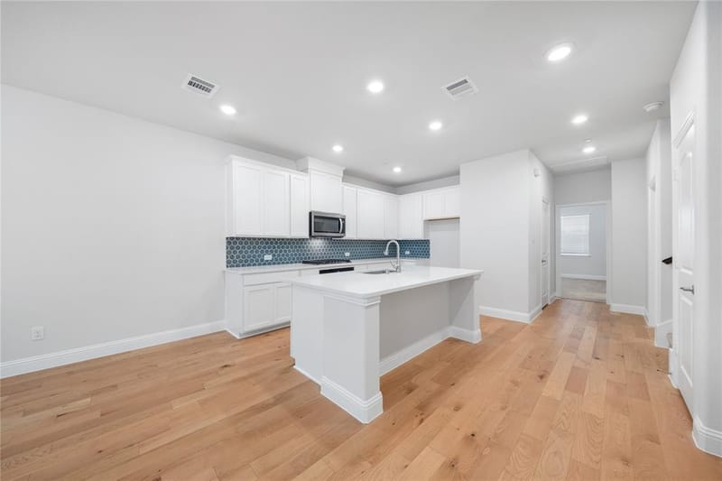 7854 Bayside Drive, Rowlett TX 75088 - Photo 9