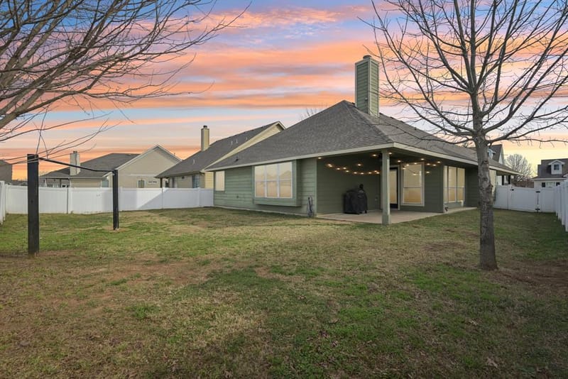 1633 Mary Lane, Providence Village TX 76227 - Photo 14