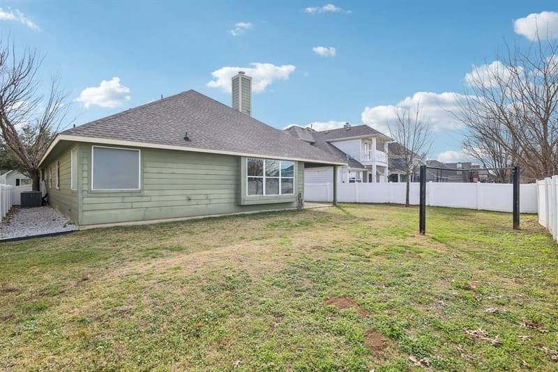 1633 Mary Lane, Providence Village TX 76227 - Photo 29