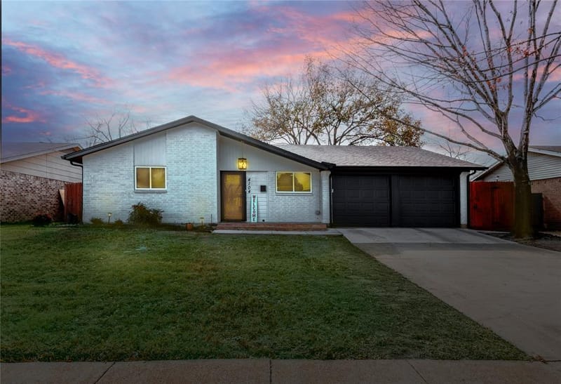4104 Tacoma Street, Irving TX 75062 - Photo 4