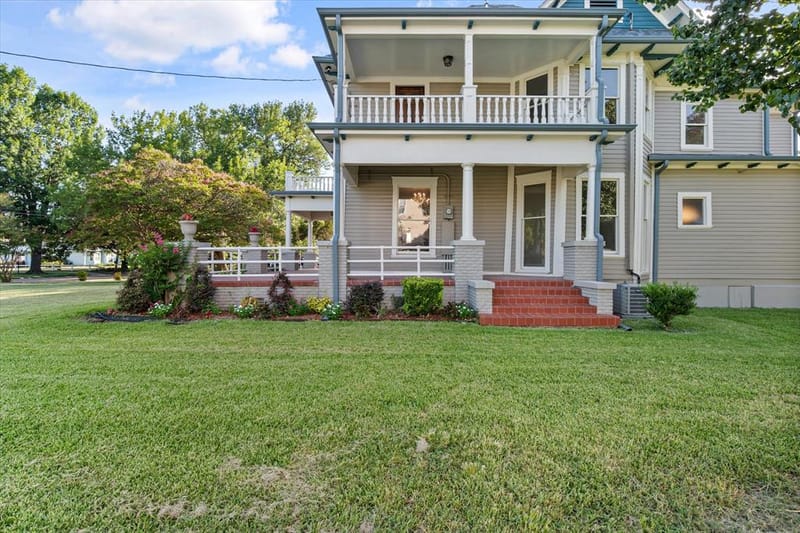1020 W 3rd Avenue, Corsicana TX 75110 - Photo 3