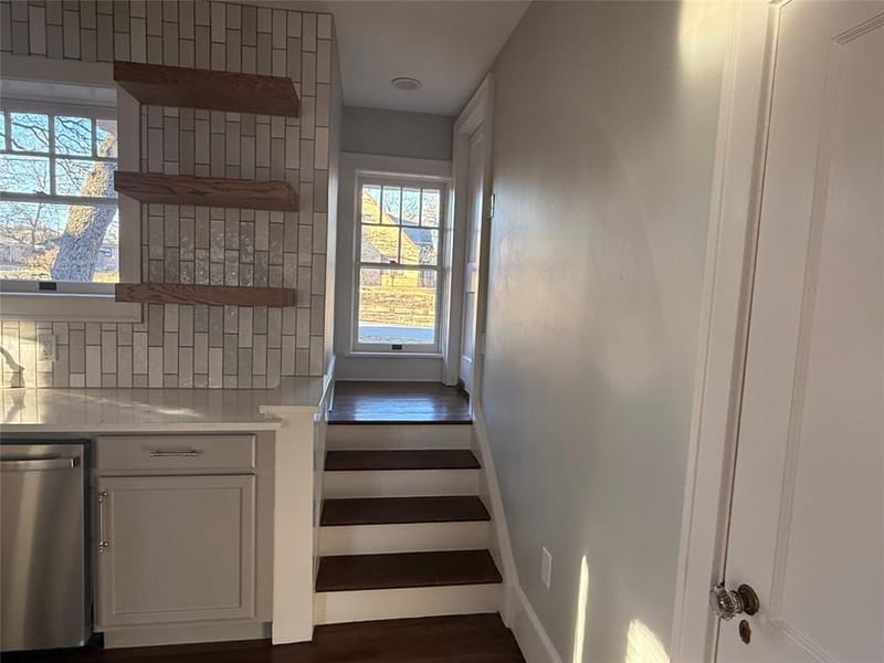 211 NW 4th Avenue, Mineral Wells TX 76067 - Photo 10