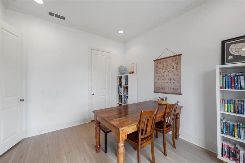 12014 Kenai Circle, Woodway TX 76712 - Photo 20
