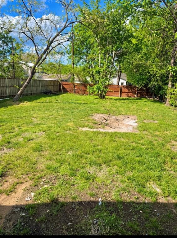 811 W Day Street, Denison TX 75020 - Photo 19