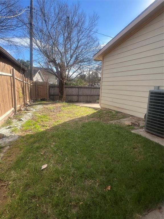 10636 Wessex Drive, Dallas TX 75217 - Photo 15