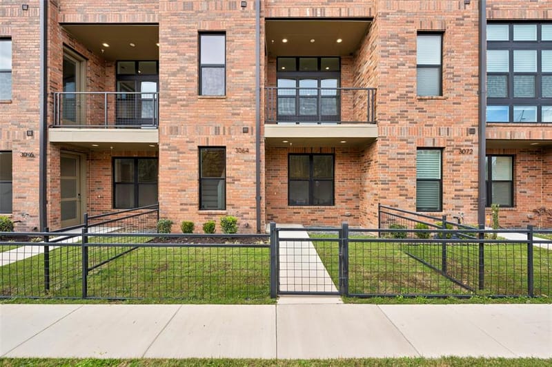 3064 Chimes Street, Dallas TX 75219 - Photo 2