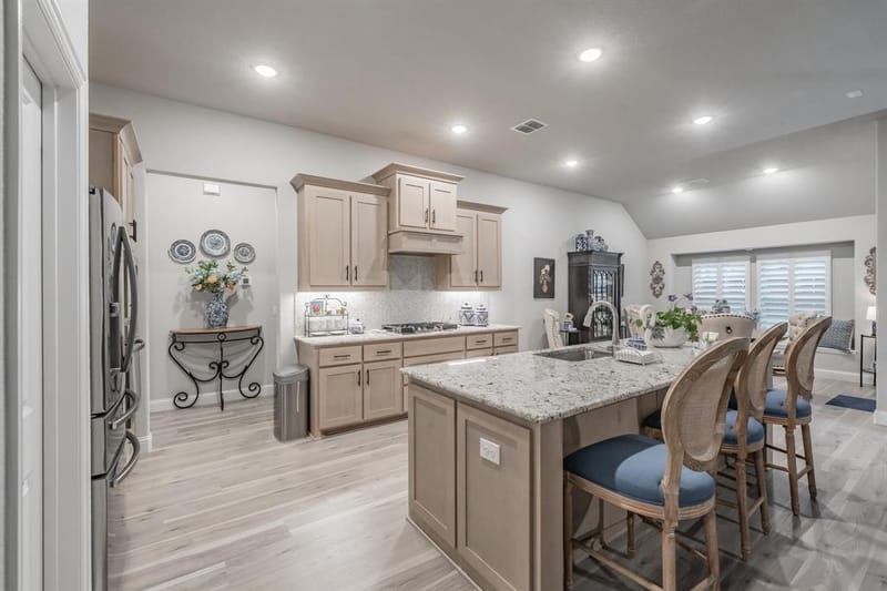 1076 Fleetwood Drive, Justin TX 76247 - Photo 10