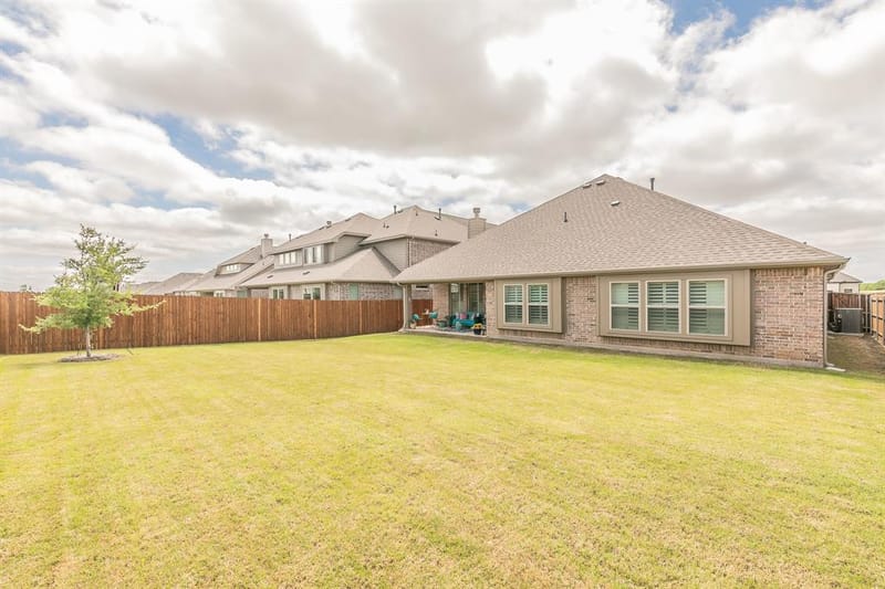 1076 Fleetwood Drive, Justin TX 76247 - Photo 33